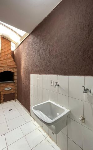 Casa de condomínio para alugar com 102m², 3 quartos e 2 vagas Casa de condomínio para alugar com 102m², 3 quartos e 2 vagasÁrea de Serviço