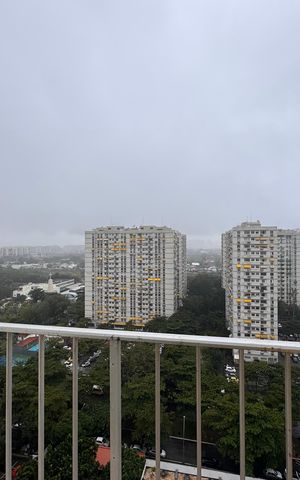 Apartamento à venda com 56m², 1 quarto e 1 vaga Apartamento à venda com 56m², 1 quarto e 1 vagaVaranda