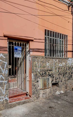 Casa à venda com 110m², 2 quartos e sem vaga