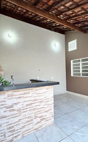 Casa à venda com 188m², 3 quartos e 5 vagas Casa à venda com 188m², 3 quartos e 5 vagasÁrea externa