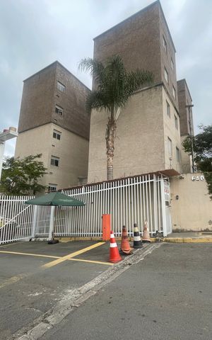Apartamento para alugar com 47m², 2 quartos e 1 vaga Apartamento para alugar com 47m², 2 quartos e 1 vagaFachada
