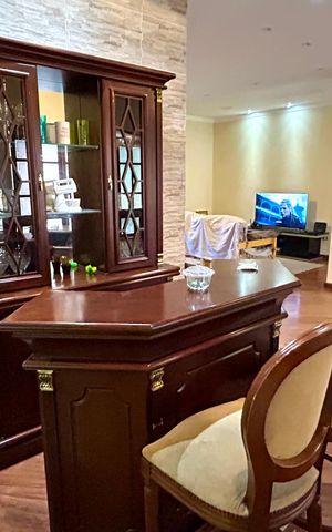 Casa para alugar com 395m², 4 quartos e 4 vagas Casa para alugar com 395m², 4 quartos e 4 vagasSala