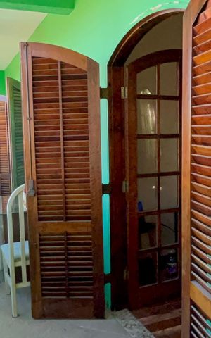 Casa para alugar com 395m², 4 quartos e 4 vagas Casa para alugar com 395m², 4 quartos e 4 vagasSacada