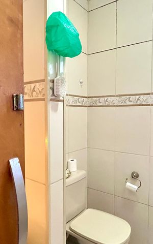 Casa para alugar com 395m², 4 quartos e 4 vagas Casa para alugar com 395m², 4 quartos e 4 vagasBanheiro 4