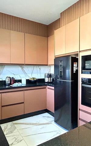 Casa para alugar com 395m², 4 quartos e 4 vagas Casa para alugar com 395m², 4 quartos e 4 vagasCozinha