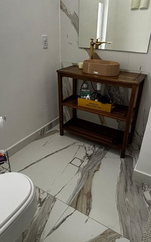 Apartamento à venda com 193m², 4 quartos e 1 vaga Apartamento à venda com 193m², 4 quartos e 1 vagaBanheiro da Suíte