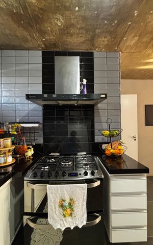 Apartamento à venda com 193m², 4 quartos e 1 vaga Apartamento à venda com 193m², 4 quartos e 1 vagaCozinha