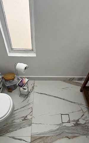 Apartamento à venda com 193m², 4 quartos e 1 vaga Apartamento à venda com 193m², 4 quartos e 1 vagaBanheiro da Suíte