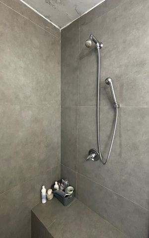 Apartamento à venda com 193m², 4 quartos e 1 vaga Apartamento à venda com 193m², 4 quartos e 1 vagaBanheiro