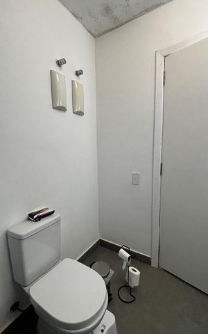 Apartamento à venda com 193m², 4 quartos e 1 vaga Apartamento à venda com 193m², 4 quartos e 1 vagaBanheiro
