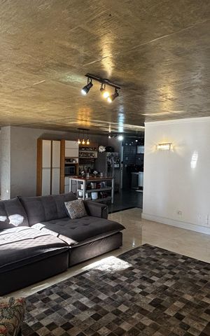 Apartamento à venda com 193m², 4 quartos e 1 vaga Apartamento à venda com 193m², 4 quartos e 1 vagaSala - Sala de Jantar