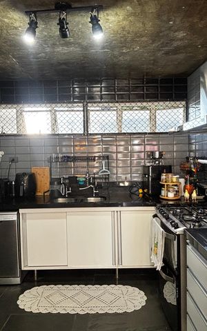 Apartamento à venda com 193m², 4 quartos e 1 vaga Apartamento à venda com 193m², 4 quartos e 1 vagaCozinha