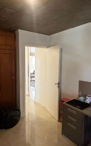 Apartamento à venda com 193m², 4 quartos e 1 vaga