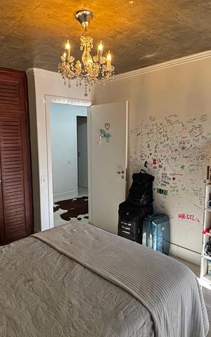 Apartamento à venda com 193m², 4 quartos e 1 vaga Apartamento à venda com 193m², 4 quartos e 1 vagaQuarto 1