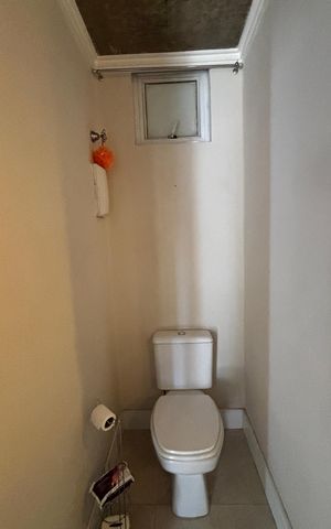 Apartamento à venda com 193m², 4 quartos e 1 vaga Apartamento à venda com 193m², 4 quartos e 1 vagaLavabo