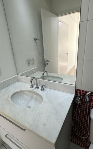 Apartamento para alugar com 68m², 2 quartos e 1 vaga Apartamento para alugar com 68m², 2 quartos e 1 vagaBanheiro da Suíte