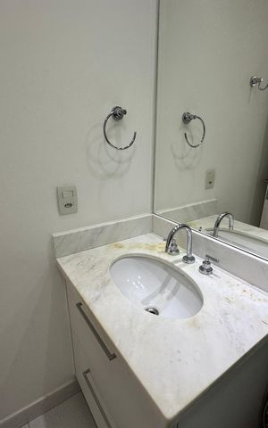 Apartamento para alugar com 68m², 2 quartos e 1 vaga Apartamento para alugar com 68m², 2 quartos e 1 vagaBanheiro Social