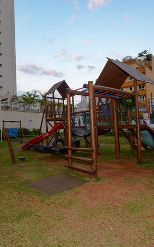 Apartamento à venda com 80m², 3 quartos e 2 vagas Apartamento à venda com 80m², 3 quartos e 2 vagasÁrea comum - Playground