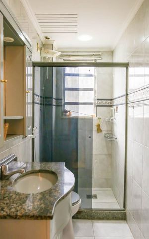 Apartamento à venda com 62m², 2 quartos e 1 vaga Apartamento à venda com 62m², 2 quartos e 1 vagaBanheiro