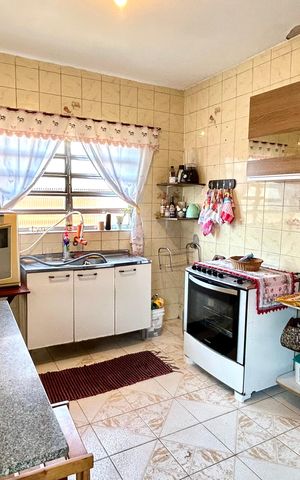 Casa à venda com 290m², 3 quartos e 1 vaga Casa à venda com 290m², 3 quartos e 1 vagaCozinha