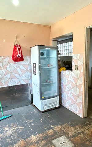 Casa à venda com 290m², 3 quartos e 1 vaga Casa à venda com 290m², 3 quartos e 1 vagaDespensa