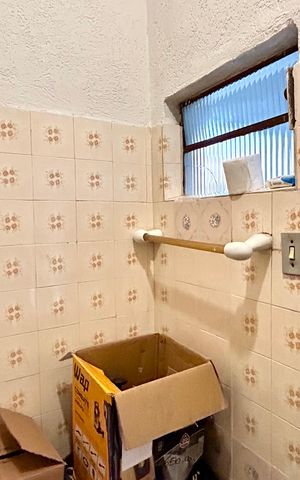 Casa à venda com 290m², 3 quartos e 1 vaga Casa à venda com 290m², 3 quartos e 1 vagaBanheiro 2