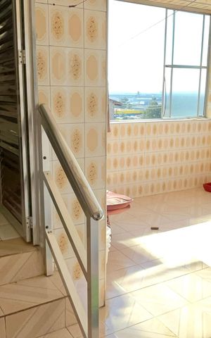 Casa à venda com 290m², 3 quartos e 1 vaga Casa à venda com 290m², 3 quartos e 1 vagaÁrea de Serviço