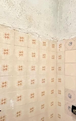 Casa à venda com 290m², 3 quartos e 1 vaga Casa à venda com 290m², 3 quartos e 1 vagaBanheiro 2