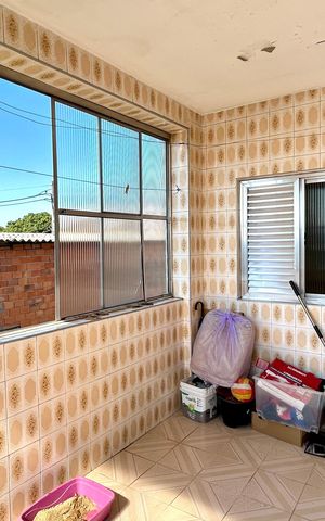 Casa à venda com 290m², 3 quartos e 1 vaga Casa à venda com 290m², 3 quartos e 1 vagaÁrea de Serviço