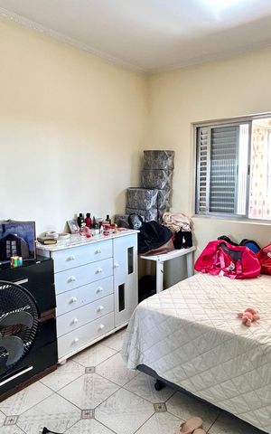 Casa à venda com 290m², 3 quartos e 1 vaga Casa à venda com 290m², 3 quartos e 1 vagaQuarto 1