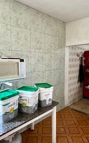 Casa à venda com 290m², 3 quartos e 1 vaga Casa à venda com 290m², 3 quartos e 1 vagaCozinha