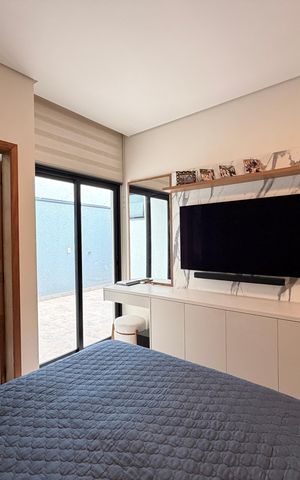 Casa à venda com 149m², 3 quartos e 2 vagasSuíte