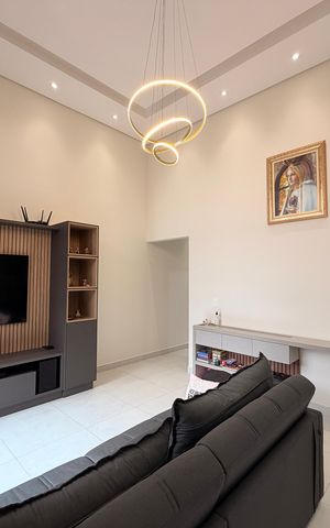 Casa à venda com 149m², 3 quartos e 2 vagasSala