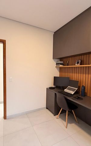 Casa à venda com 149m², 3 quartos e 2 vagasQuarto 1