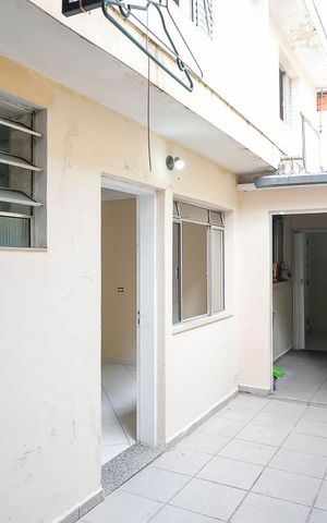 Casa à venda com 162m², 5 quartos e 2 vagasQuintal casa 2