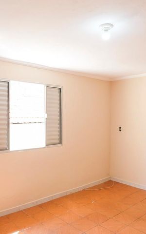 Casa à venda com 162m², 5 quartos e 2 vagasQuarto 2 casa 1