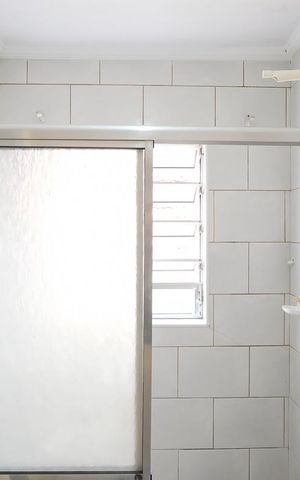 Casa à venda com 162m², 5 quartos e 2 vagasBanheiro casa 1
