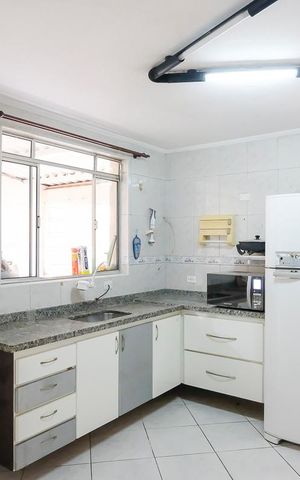Casa à venda com 162m², 5 quartos e 2 vagasCozinha casa 2