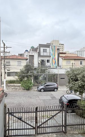 Casa para alugar com 225m², 4 quartos e 5 vagas Casa para alugar com 225m², 4 quartos e 5 vagasVista do quarto