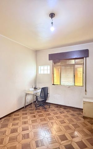 Casa para alugar com 225m², 4 quartos e 5 vagas Casa para alugar com 225m², 4 quartos e 5 vagasSuíte
