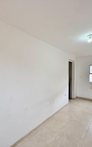 Casa para alugar com 225m², 4 quartos e 5 vagas Casa para alugar com 225m², 4 quartos e 5 vagasQuarto