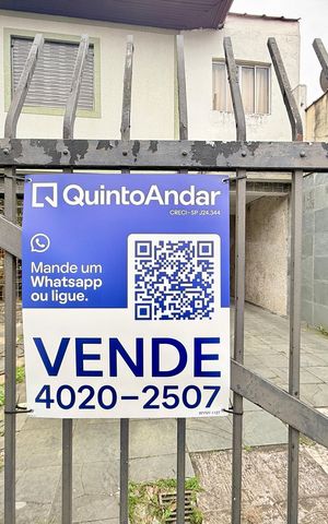 Casa para alugar com 225m², 4 quartos e 5 vagas Casa para alugar com 225m², 4 quartos e 5 vagasPlaca