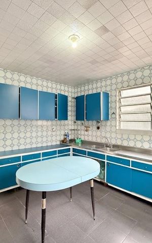 Casa para alugar com 225m², 4 quartos e 5 vagas Casa para alugar com 225m², 4 quartos e 5 vagasCozinha