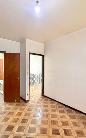 Casa para alugar com 225m², 4 quartos e 5 vagas Casa para alugar com 225m², 4 quartos e 5 vagasSuíte