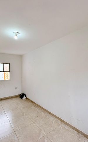 Casa para alugar com 225m², 4 quartos e 5 vagas Casa para alugar com 225m², 4 quartos e 5 vagasQuarto