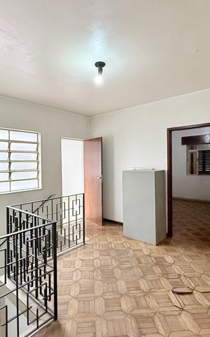 Casa para alugar com 225m², 4 quartos e 5 vagas Casa para alugar com 225m², 4 quartos e 5 vagasCorredor