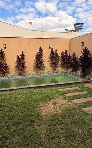 Casa à venda com 190m², 3 quartos e 2 vagasPiscina