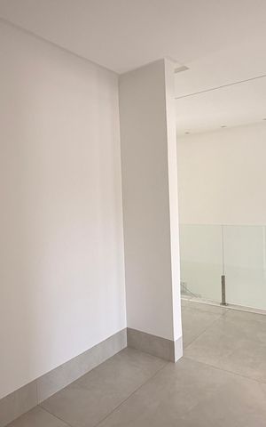 Casa à venda com 190m², 3 quartos e 2 vagasSala de TV