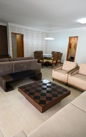 Apartamento à venda com 140m², 3 quartos e 3 vagas