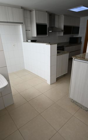 Apartamento à venda com 140m², 3 quartos e 3 vagas